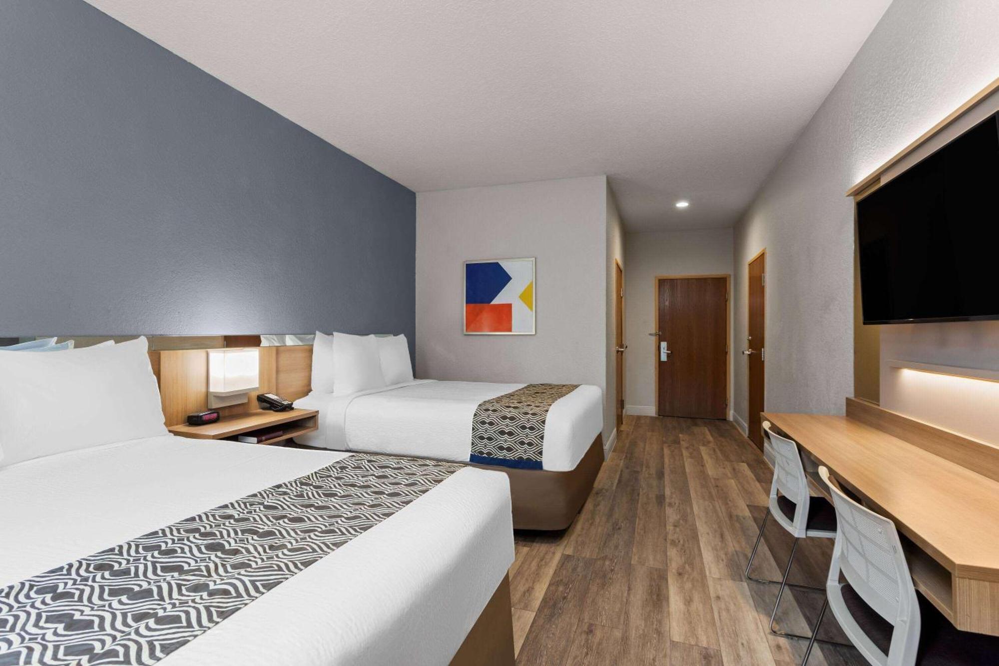 Microtel And - 2* Zephyrhills