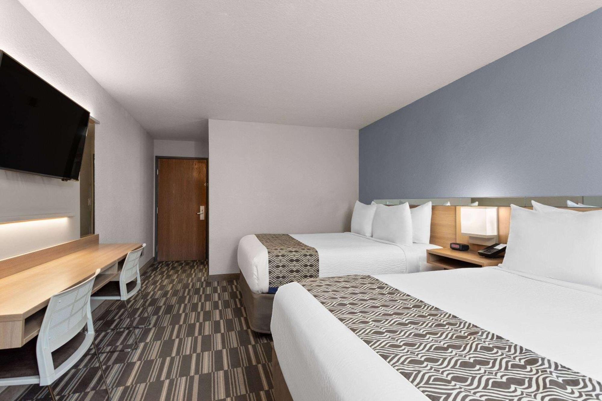 Microtel And - 2* Zephyrhills