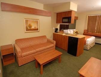 Hotel Microtel And - Zephyrhills