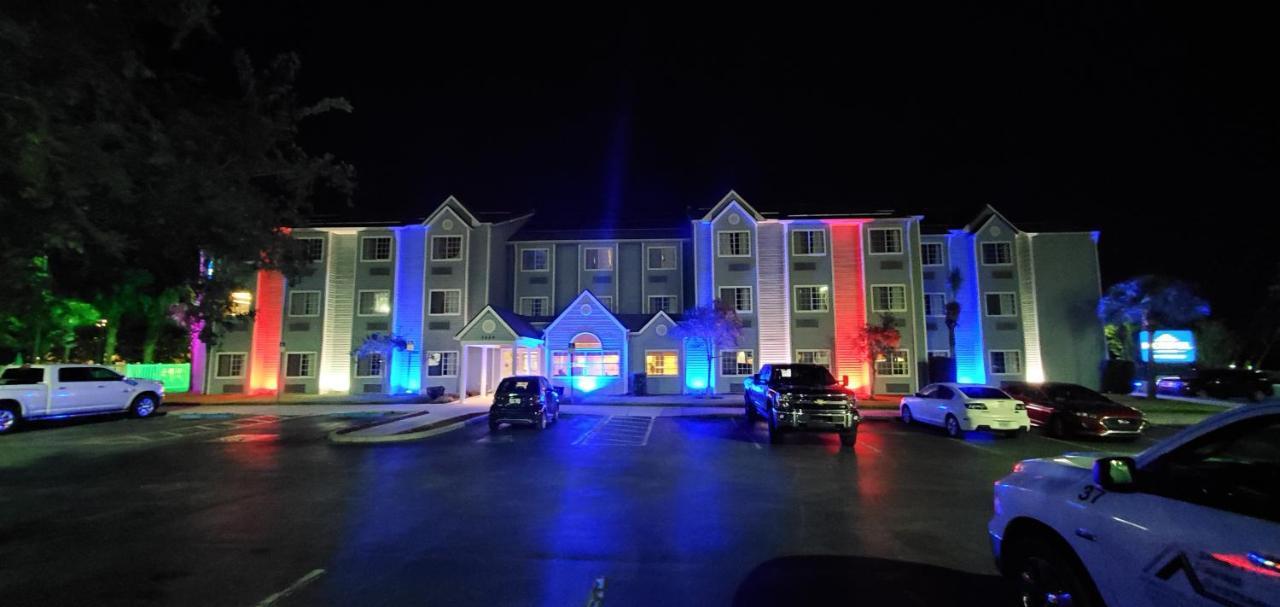Microtel And - Hotel 2*
